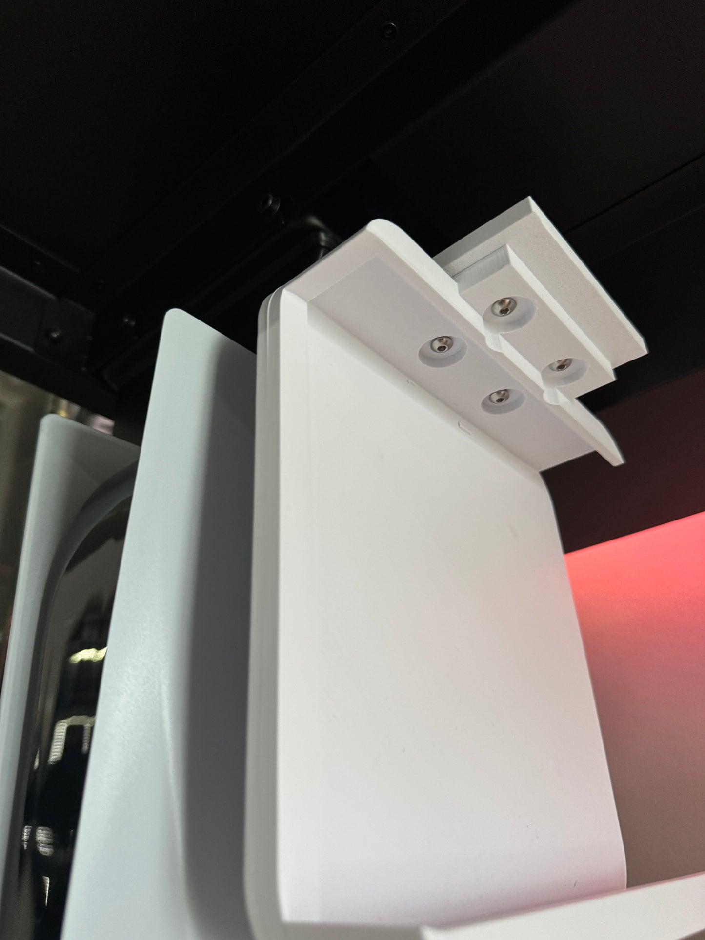 dual mounting bracket Secretlab Magnus pro works with our brackets